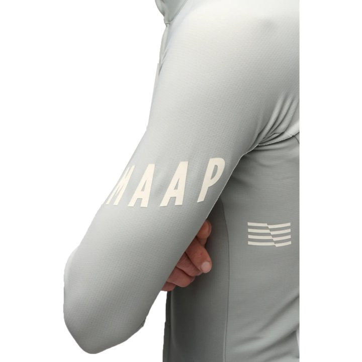 MAAP Maillot thermique Apex Aeon à manches longues.